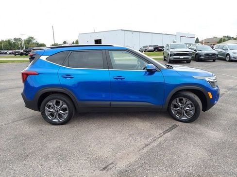 Used 2024 Kia Seltos S image 12