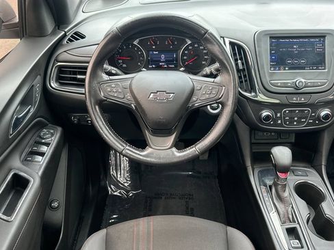 Used 2022 Chevrolet Equinox RS FWD image 14