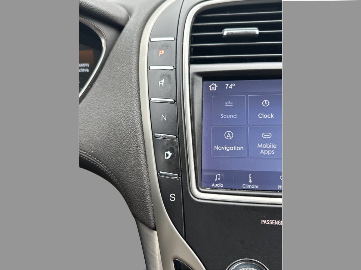 Used 2020 Lincoln Nautilus Premier w/ Equipment Group 101A AWD/4WD image 44