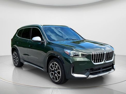 Certified 2023 BMW X1 xDrive28i w/ Premium Package AWD/4WD image 3
