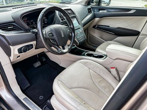 Used 2019 Lincoln MKC Reserve w/ MKC Climate Package image 15