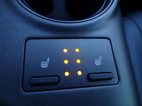 Used 2022 Toyota Camry XSE image 29