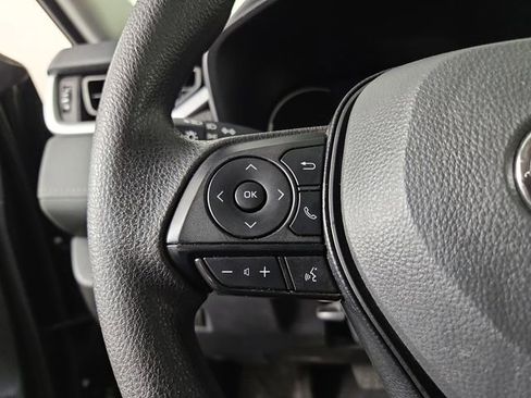 Used 2025 Toyota RAV4 XLE image 22