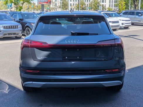 Used 2019 Audi e-tron Prestige AWD/4WD image 4