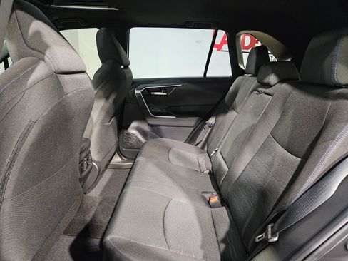 Certified 2025 Toyota RAV4 SE w/ Convenience Package image 36