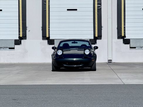 Used 1997 MAZDA MX-5 Miata image 3