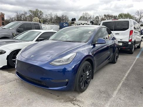 Used 2023 Tesla Model Y Long Range image 1