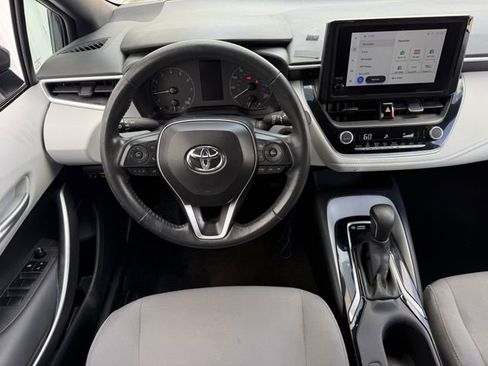 Used 2024 Toyota Corolla SE image 12