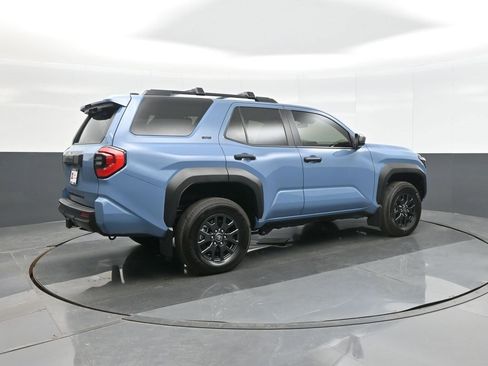 Used 2025 Toyota 4Runner SR5 image 7