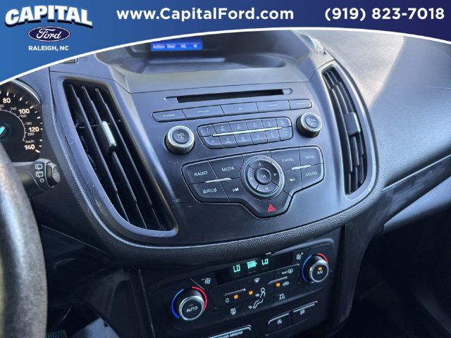 Used 2017 Ford Escape SE w/ SE Sport Appearance Package FWD image 26