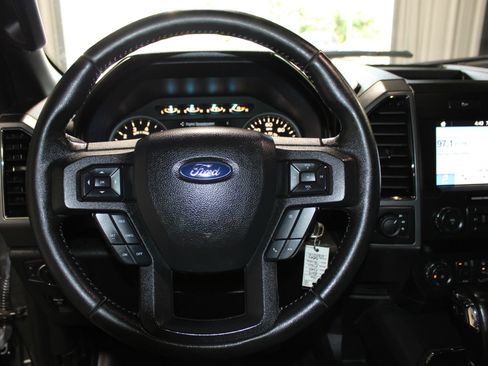 Used 2019 Ford F150 XLT w/ Equipment Group 302A Luxury AWD/4WD image 12
