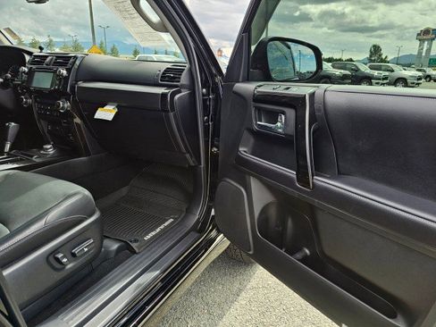 Used 2019 Toyota 4Runner Limited image 10