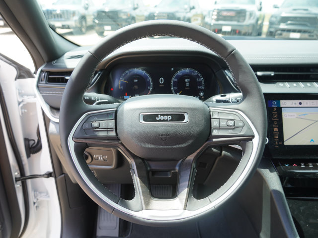 New 2026 Jeep Grand Cherokee Limited w/ Limited Altitude Package AWD/4WD image 26