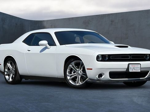 Used 2022 Dodge Challenger R/T image 2