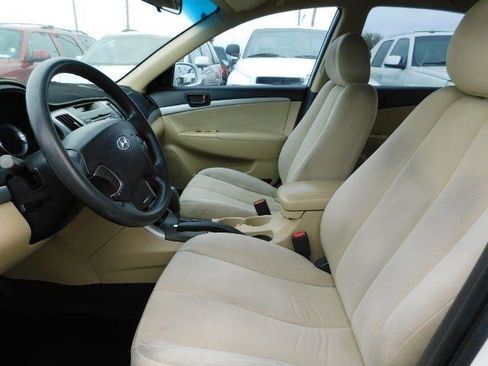 Used 2010 Hyundai Sonata GLS image 10