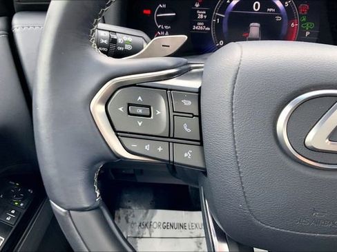 Used 2023 Lexus LX 600 4WD w/ Appearance Package image 14