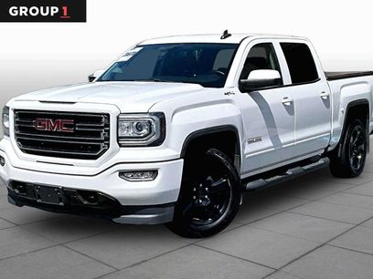 Used 2017 GMC Sierra 1500 SLE w/ SLE Value Package