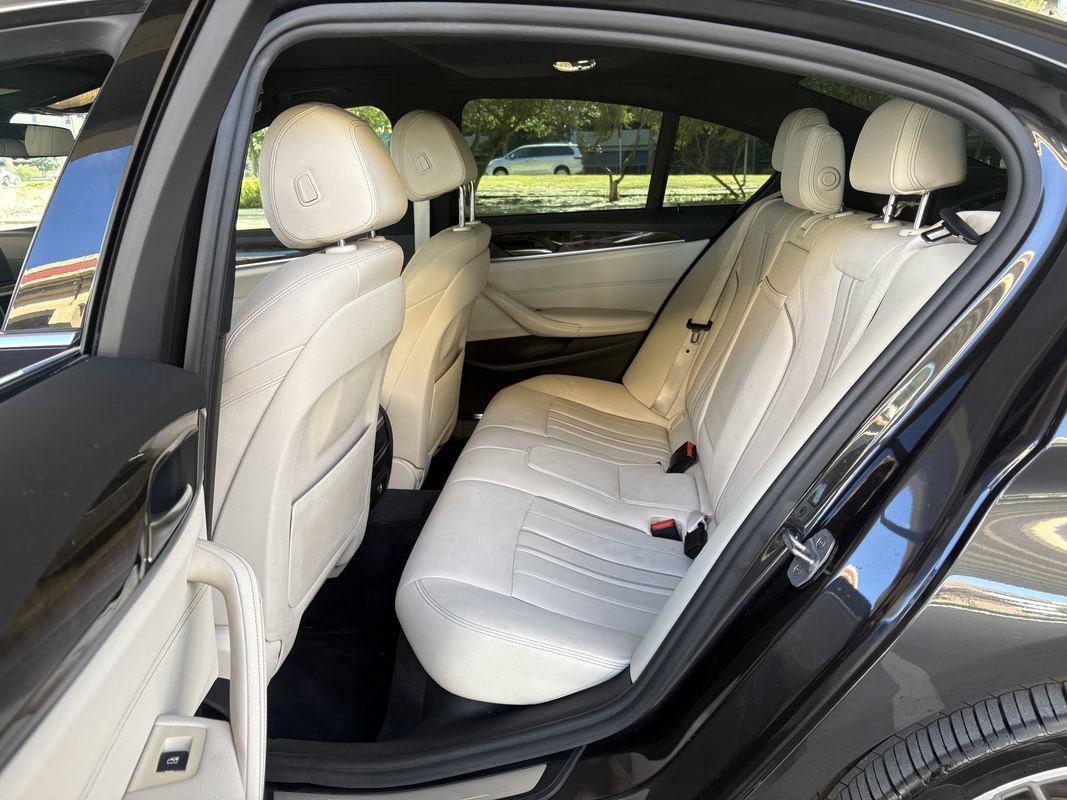 Used 2018 BMW 530i w/ Premium Package RWD image 20