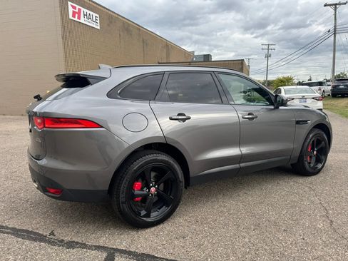 Used 2019 Jaguar F-PACE Premium AWD/4WD image 10