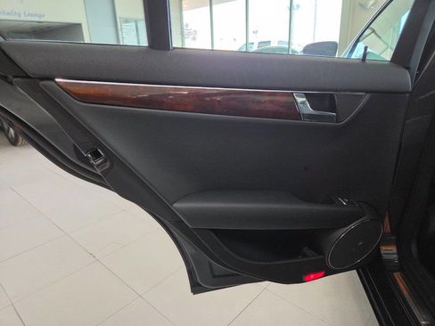 Used 2009 Mercedes-Benz C 300 4MATIC Sedan image 22