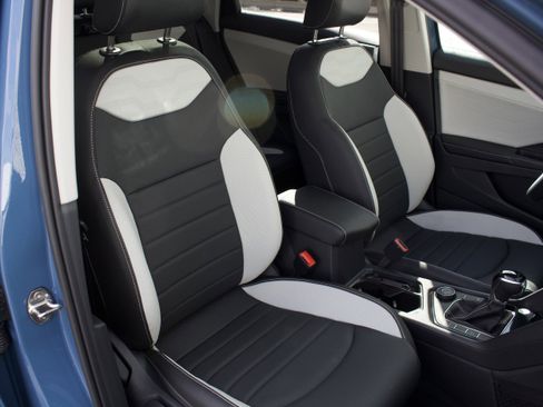 New 2026 Volkswagen Taos SEL AWD/4WD image 37