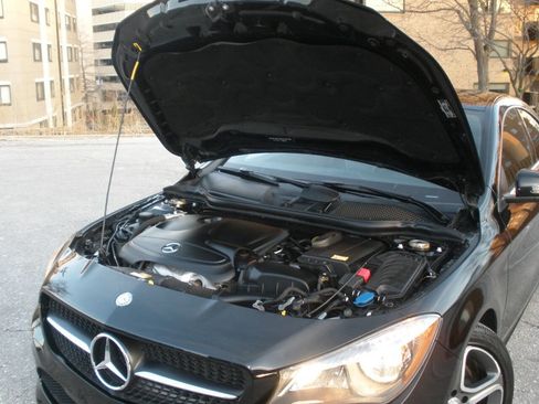 Used 2014 Mercedes-Benz CLA 250 image 12