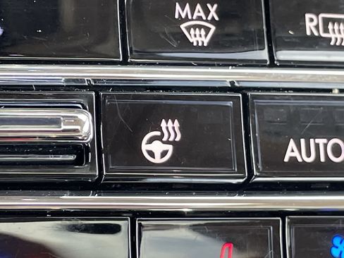 Used 2022 Lincoln Aviator Reserve w/ Elements Package Plus AWD/4WD image 26