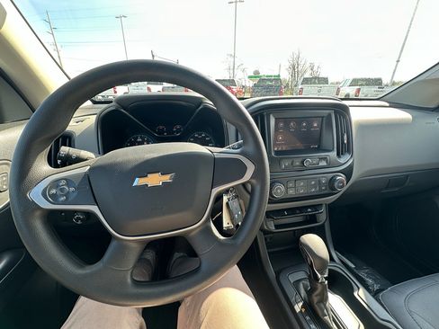 Certified 2022 Chevrolet Colorado W/T w/ WT Convenience Package image 19