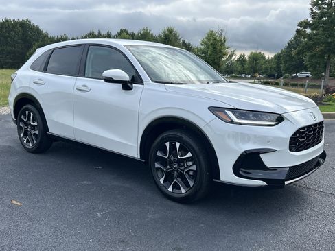 Used 2026 Honda HR-V EX-L image 2
