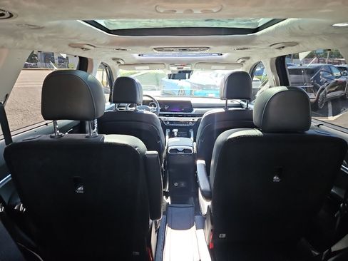 Used 2023 Kia Telluride SX Prestige image 10
