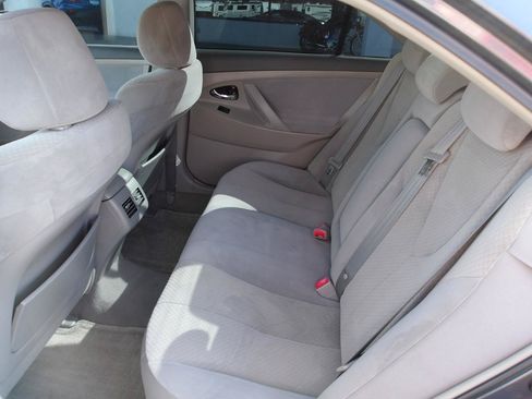 Used 2009 Toyota Camry Hybrid FWD image 10