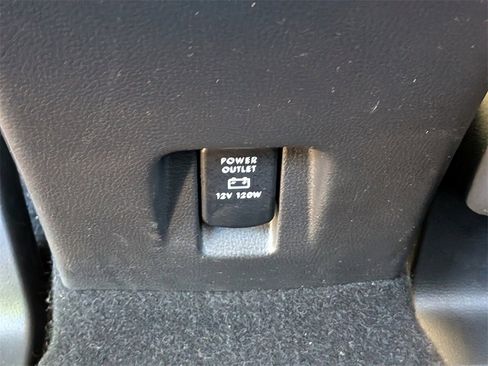 Used 2024 Mitsubishi Eclipse Cross LE image 13