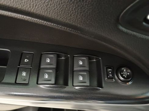 Used 2019 Chevrolet Colorado ZR2 w/ ZR2 Midnight Special Edition image 20