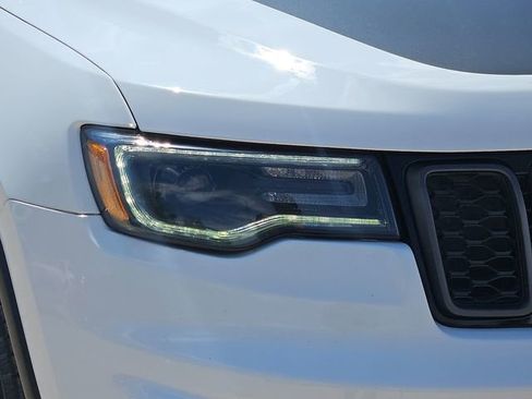 Used 2018 Jeep Grand Cherokee Trailhawk w/ Trailhawk Luxury Group image 8