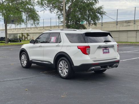 Used 2022 Ford Explorer Limited w/ Equipment Group 301A RWD image 9