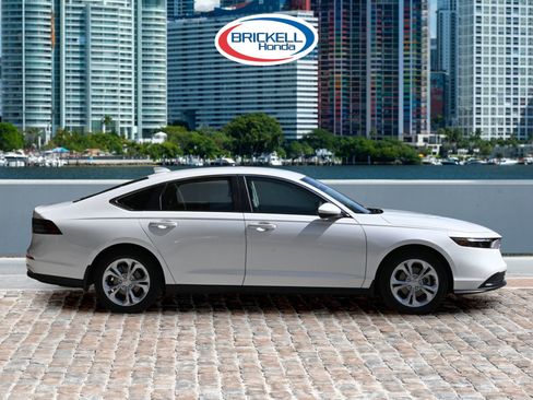 New 2025 Honda Accord LX image 4