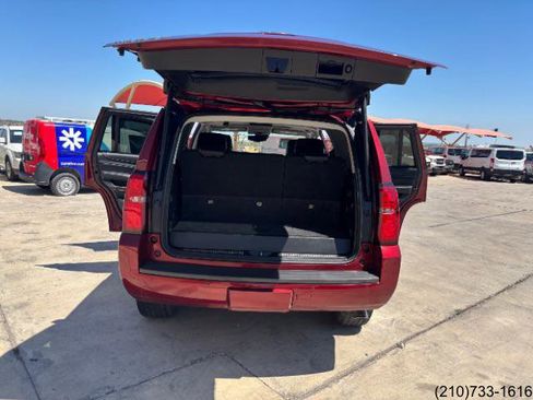 Used 2017 Chevrolet Tahoe LT w/ LT Signature Package image 25