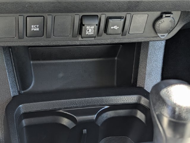 Used 2023 Toyota Tacoma SR5 AWD/4WD image 16