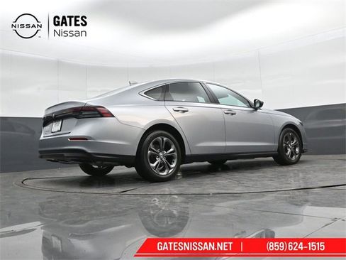 Used 2023 Honda Accord EX image 38