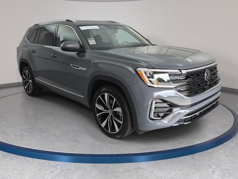 Used 2026 Volkswagen Atlas SEL Premium R-Line AWD/4WD image 3