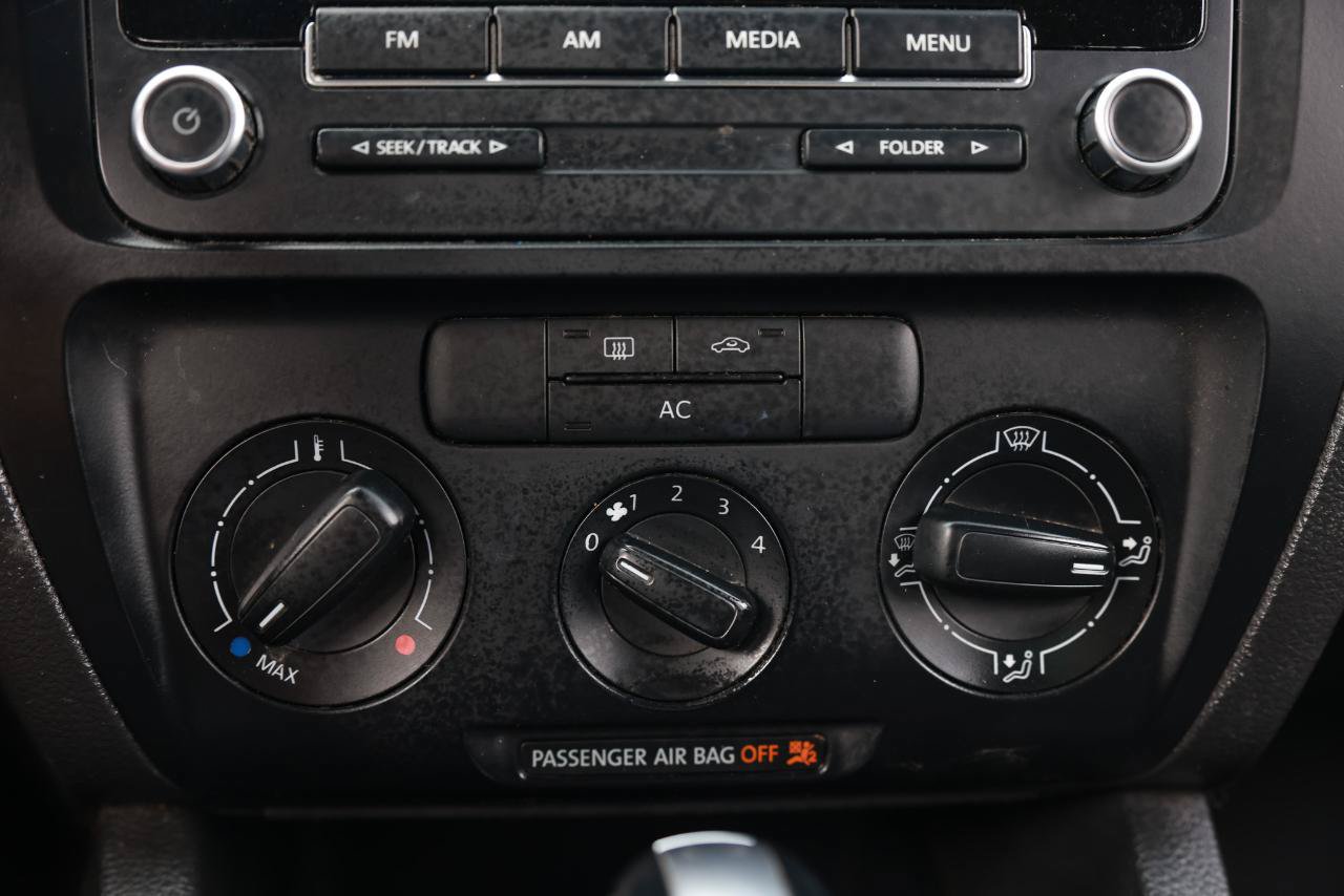Used 2012 Volkswagen Jetta S FWD image 27