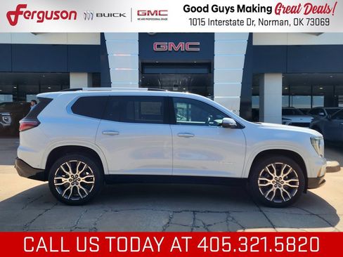 New 2026 GMC Acadia Denali Ultimate AWD/4WD image 3