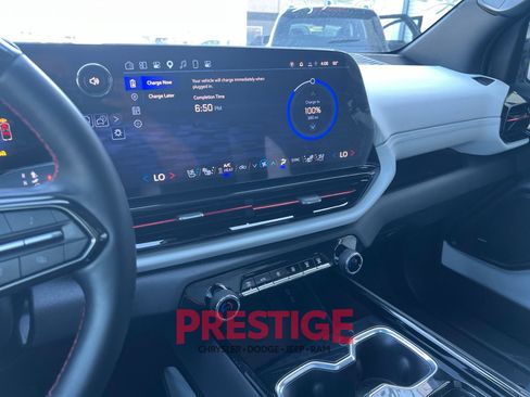 Used 2025 Chevrolet Silverado EV RST AWD/4WD image 38