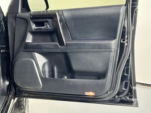 Used 2021 Toyota 4Runner Nightshade image 9