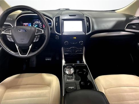 Used 2019 Ford Edge SEL image 7