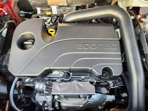 New 2026 Chevrolet Equinox LT w/ LPO, Floor Liner Package FWD image 20