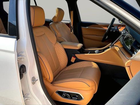 Certified 2025 Jeep Grand Cherokee L Summit image 25