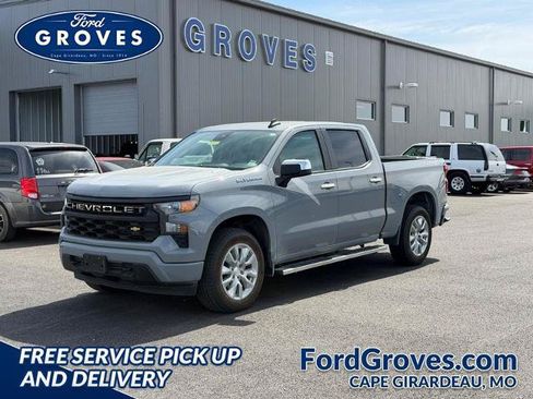 Used 2024 Chevrolet Silverado 1500 Custom AWD/4WD image 1