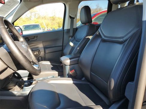 Used 2024 Ford Maverick Lariat w/ Black Appearance Package image 26