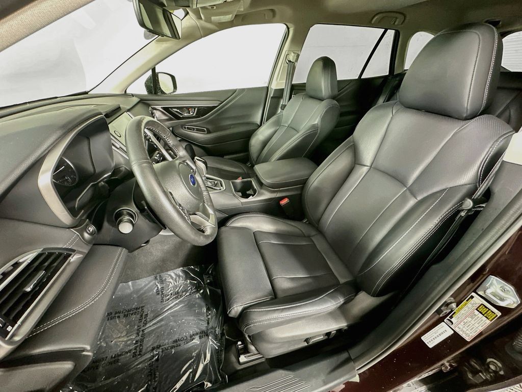 Used 2024 Subaru Outback Limited AWD/4WD image 29